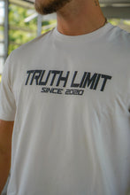 Lade das Bild in den Galerie-Viewer, Basic Shirt Beige